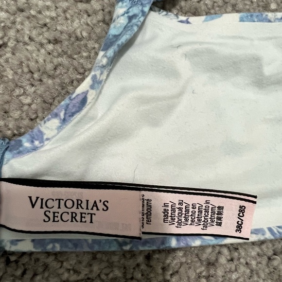 Victoria Secret bra - Picture 3 of 3